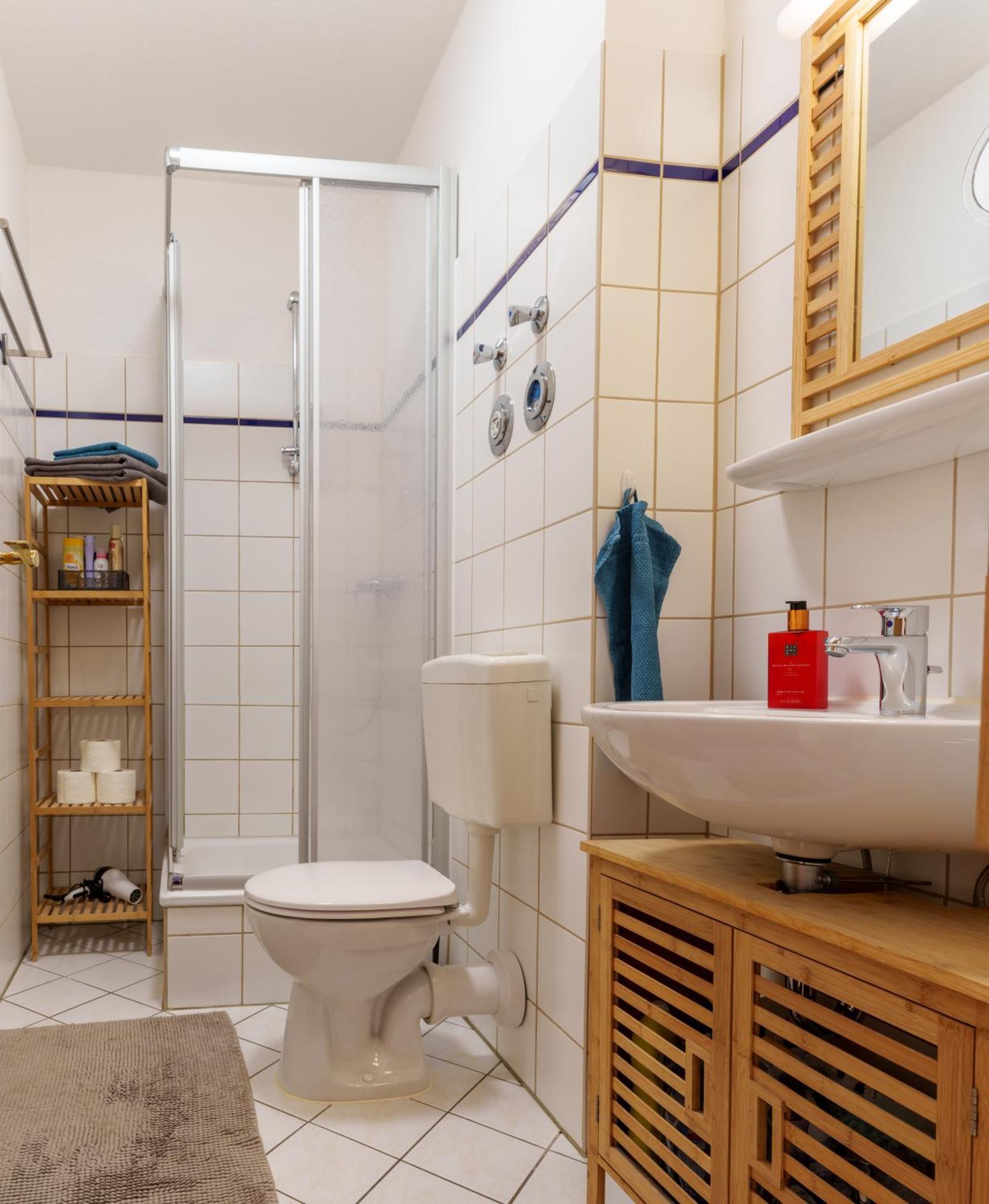 Beliebt: Zentrales & Ruhiges Innenstadtapartment Halle  Buitenkant foto